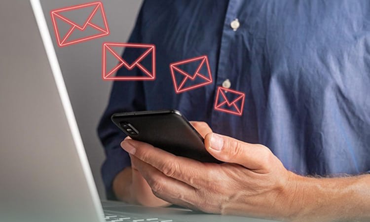 پیامک تبلیغاتی بدون دردسر: نکات حقوقی و قوانین به روز ایران 1 رضایت مشتری در ارسال پیامک - پنل اس ام اس - پنل پیامکی